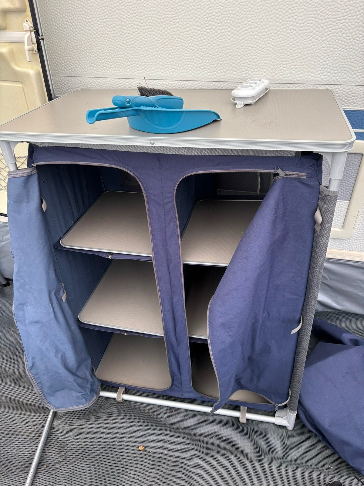 Campingkast!, Ophalen, Zo goed als nieuw, Campingkast