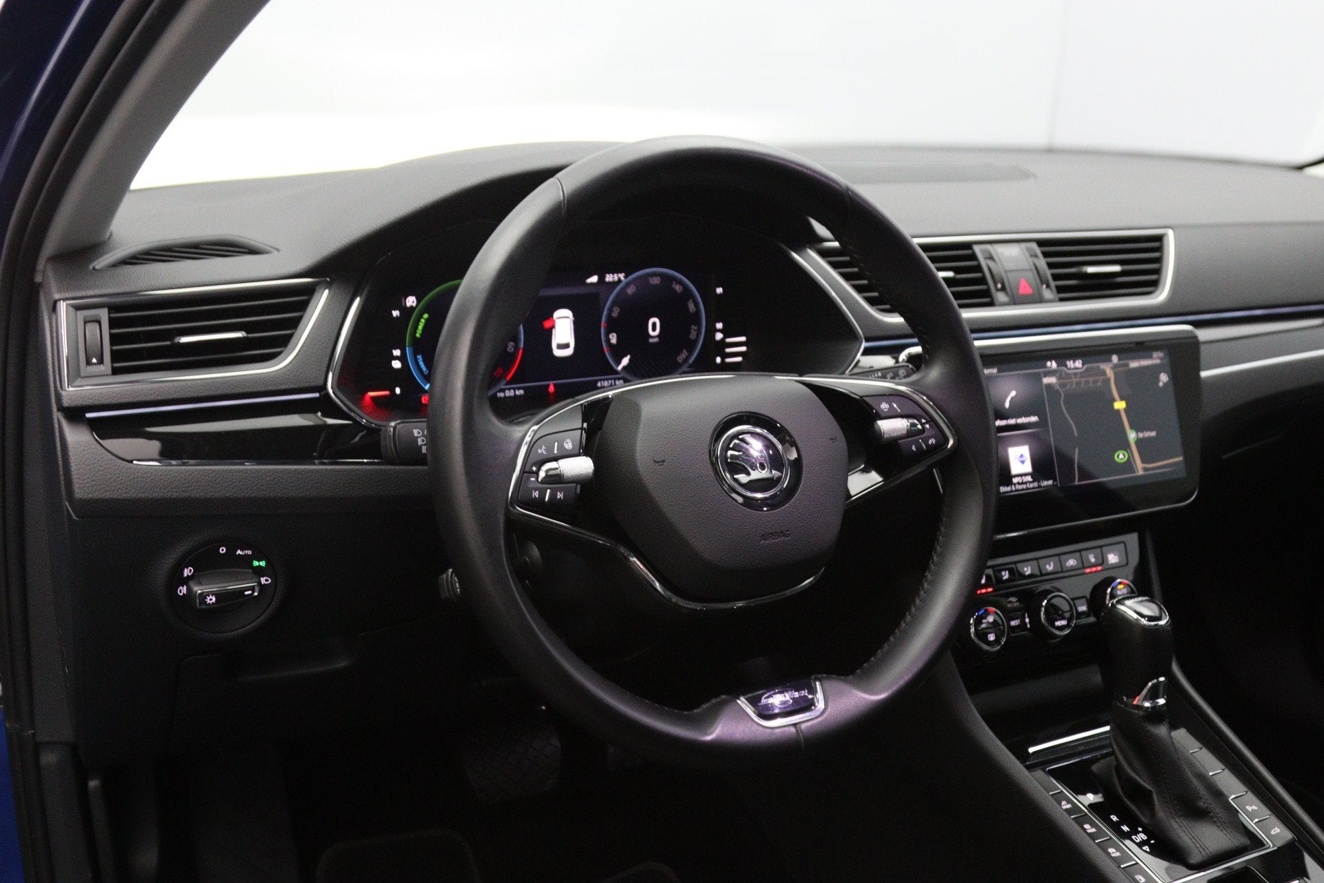 Skoda Superb Combi 1.4 TSI iV 218 PK Laurent & Klement PHEV,, Gebruikt, Zwart, 4 cilinders, Blauw