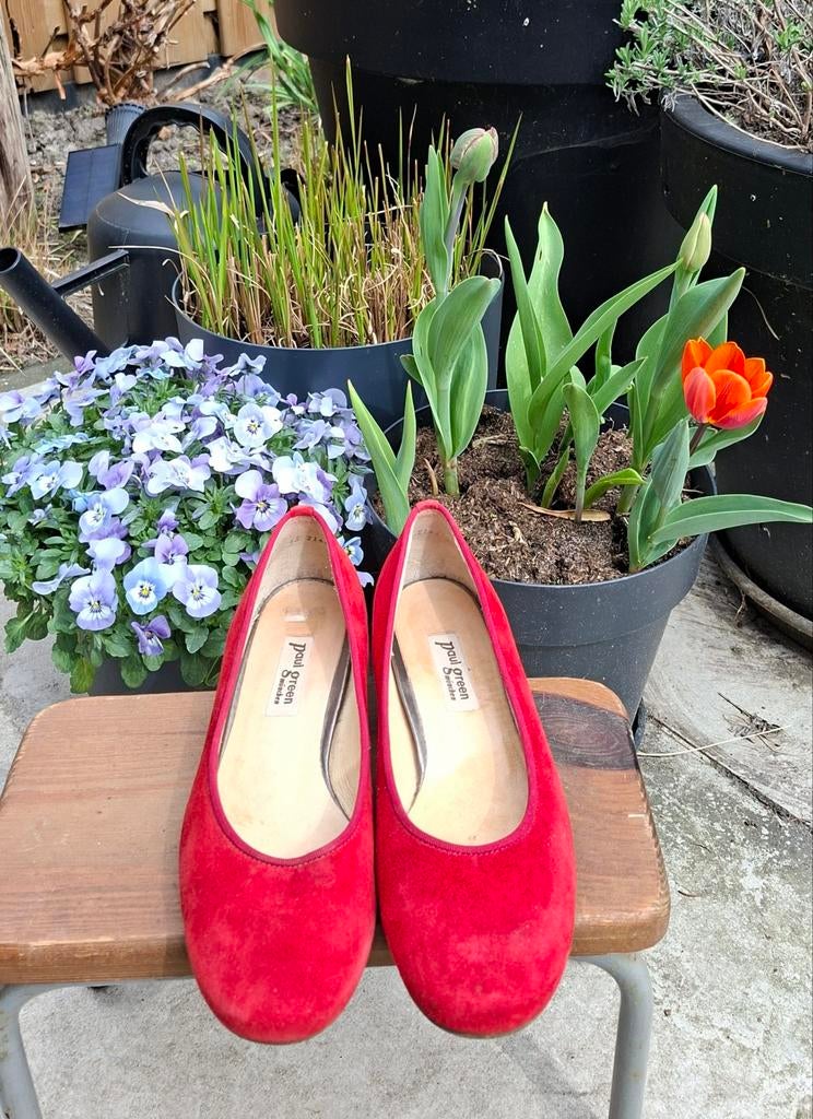 Mooie rood suède leren PAUL GREEN ballerina's maat 38,5, Kleding | Dames, Schoenen, Ophalen of Verzenden, Zo goed als nieuw, Rood