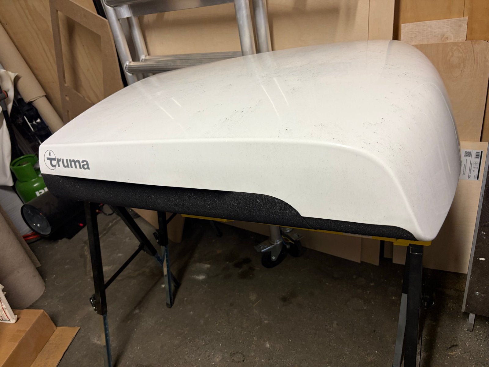 Truma Aventa Comfort airco - 5 jaar oud, weinig gebruikt, Caravans en Kamperen, Ophalen, Zo goed als nieuw