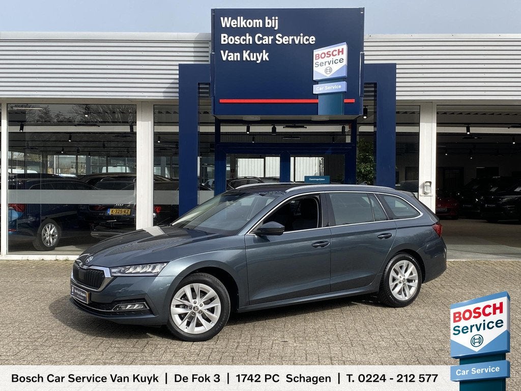 Skoda Octavia Combi 1.0 e-TSI Business Edition Plus / Automa, Stof, Gebruikt, 1253 kg, Hybride Elektrisch/Benzine