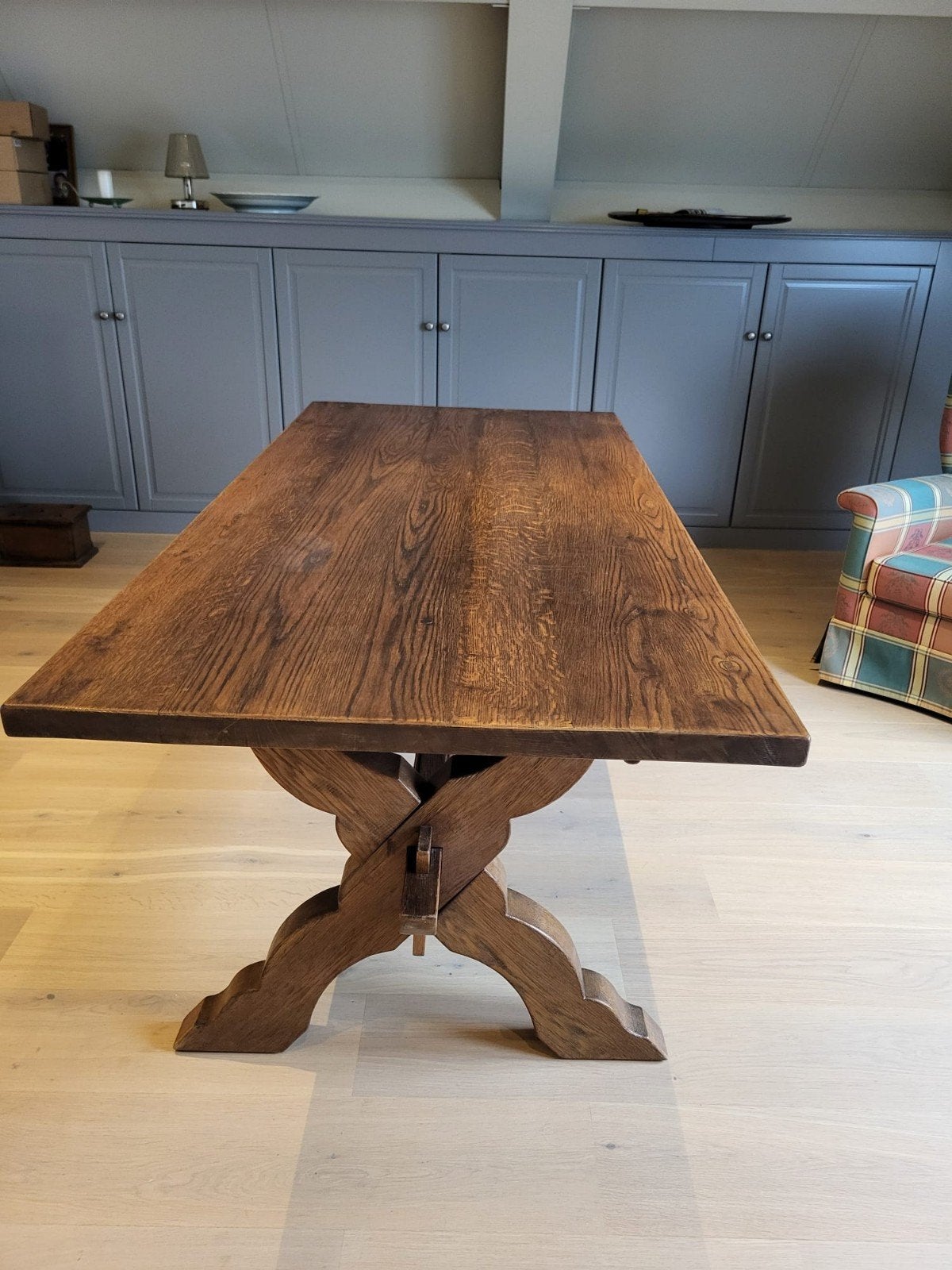 Klassieke kloostertafel, eikenhout, Fa. Isphording Best, Ophalen