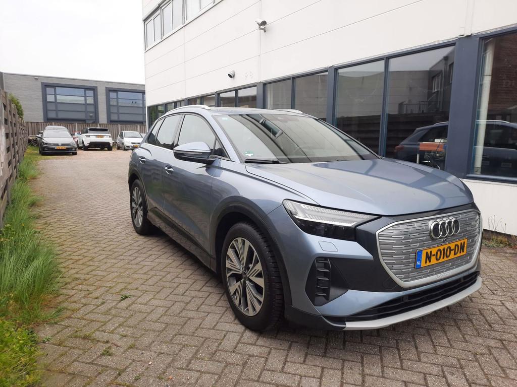 Audi Q4 e-tron 40 Launch edition Advanced Plus 77 kWh PANORA, Automaat, Gebruikt, Blauw, Origineel Nederlands