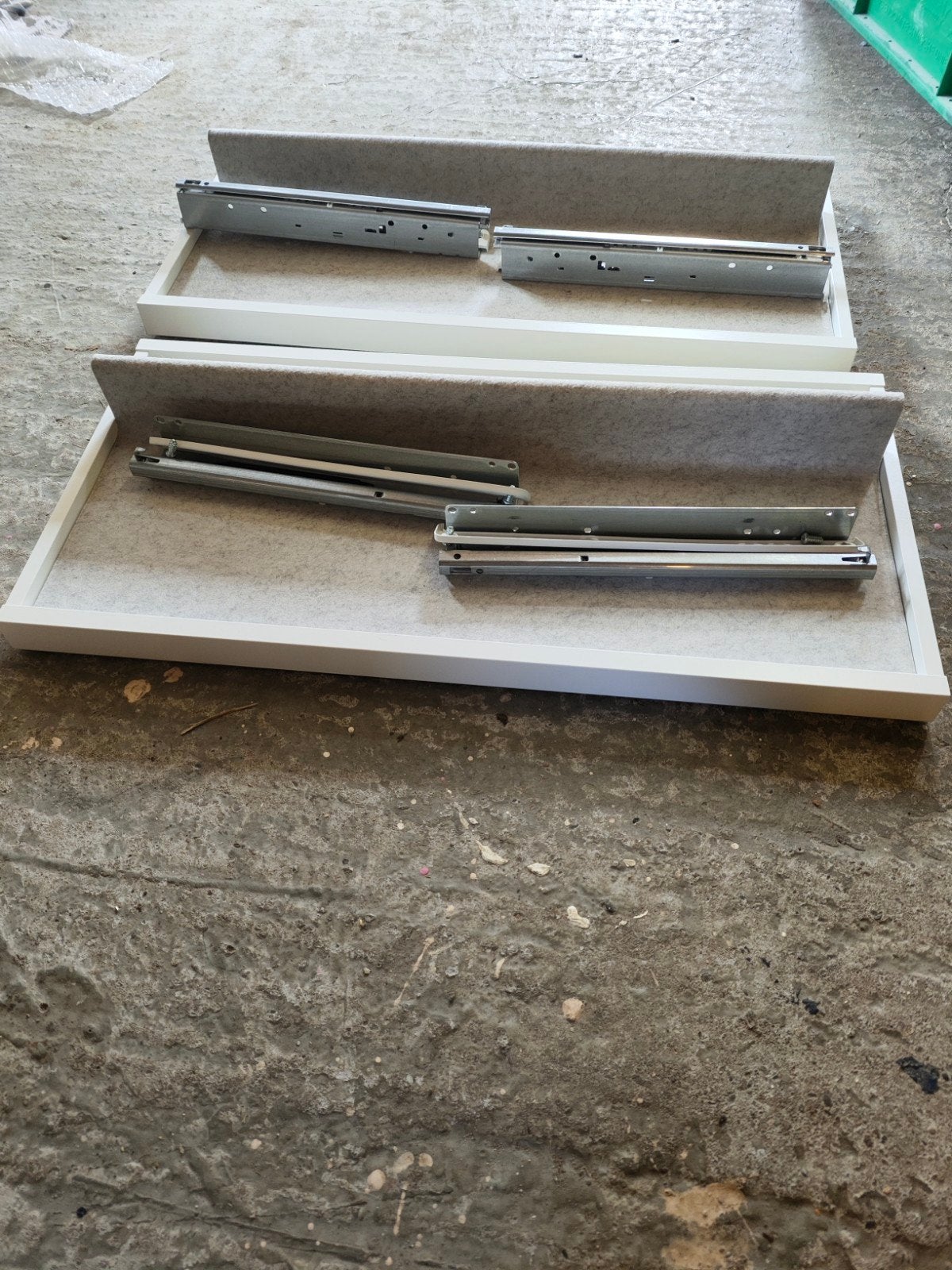 2 keer IKEA KOMPLEMENT Uittrekbare plank, wit, 75x35 cm, Ophalen, Zo goed als nieuw