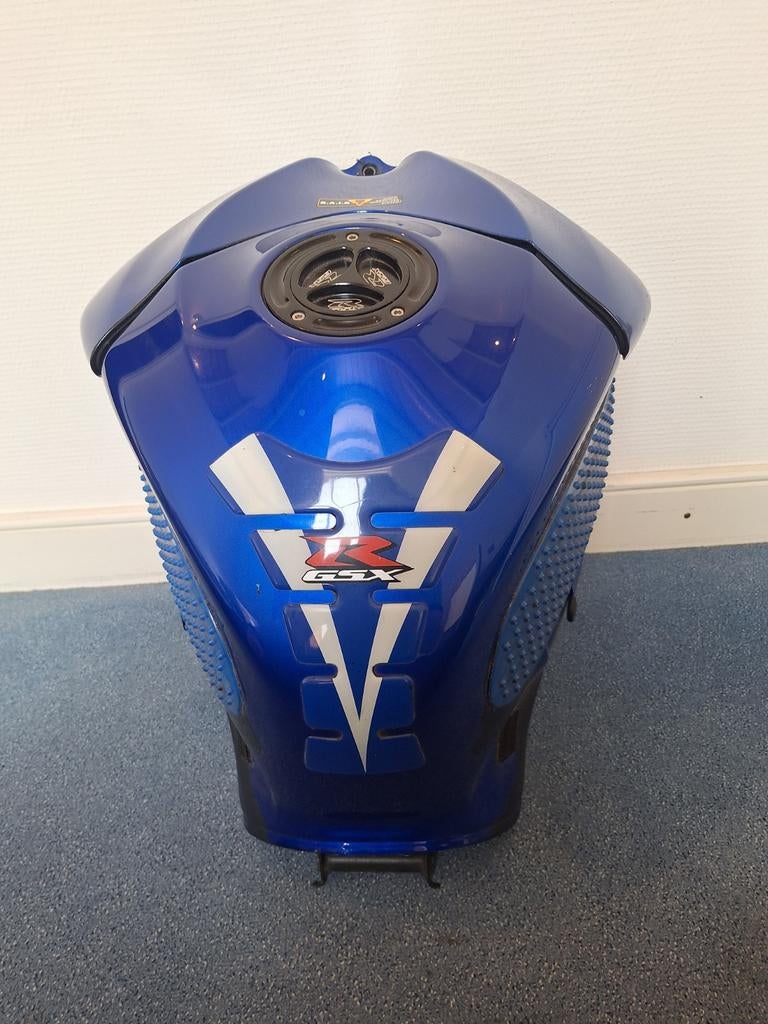 Benzinetank Suzuki GSXR 750 2006-2007 met pomp en kap, Motoren, Ophalen