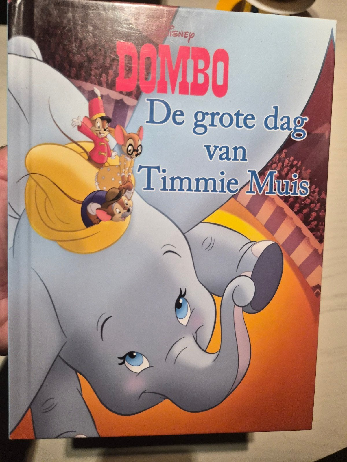 Disney Dumbo: De Grote Dag van Timmie Muis (ZGAN), Boeken, Ophalen of Verzenden, Zo goed als nieuw, Sprookjes