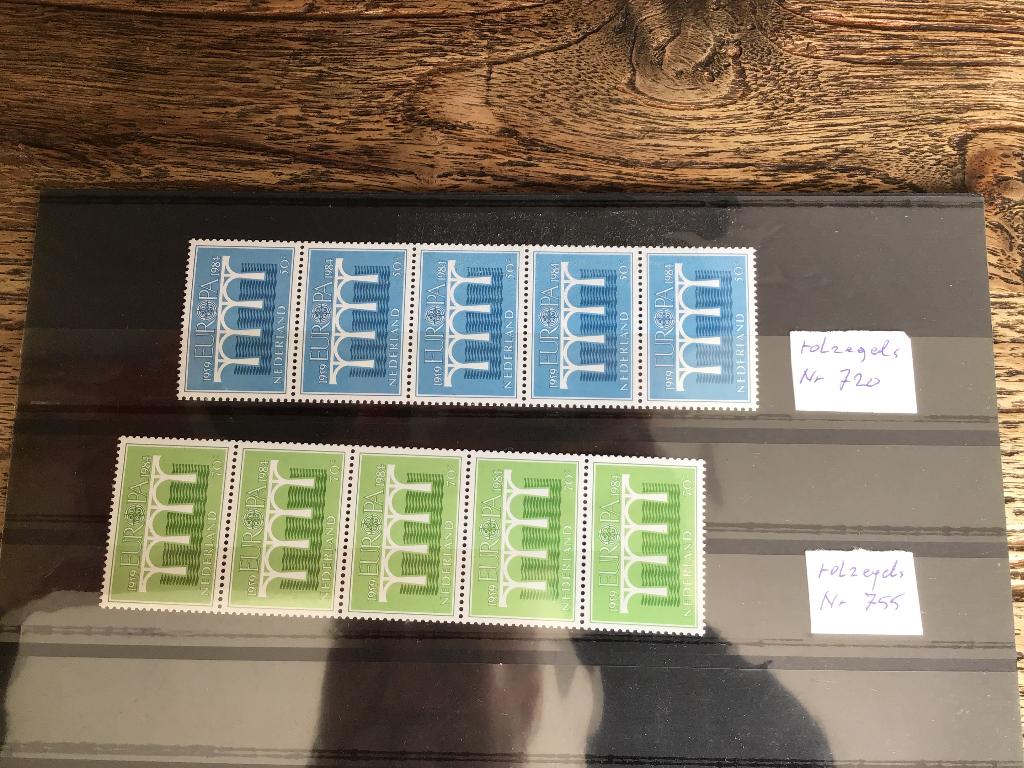 Rolzegels 720 en 755, Ophalen of Verzenden, Postfris