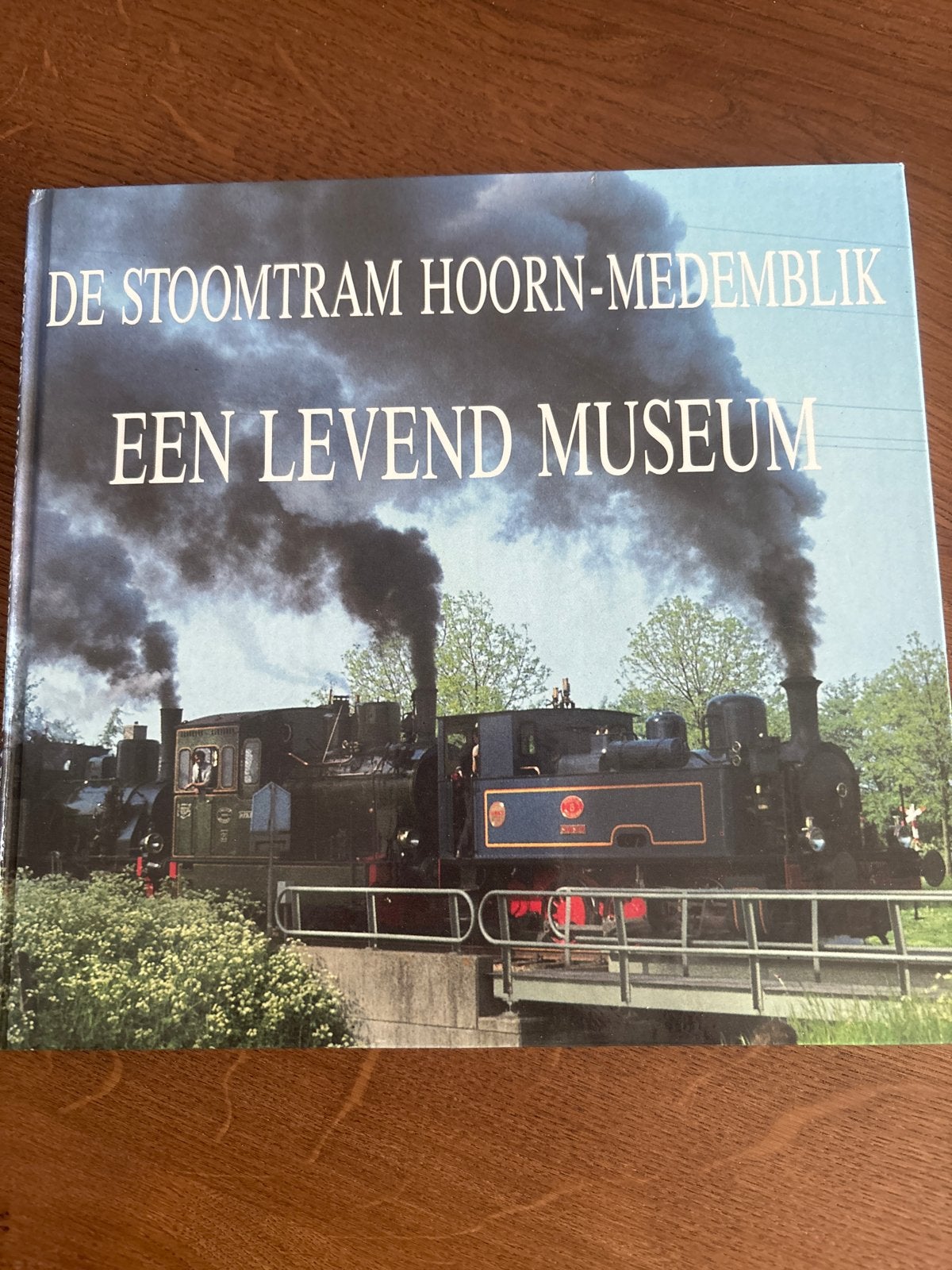 De Stoomtram Hoorn-Medemblik: Een Levend Museum, Ophalen of Verzenden, Zo goed als nieuw