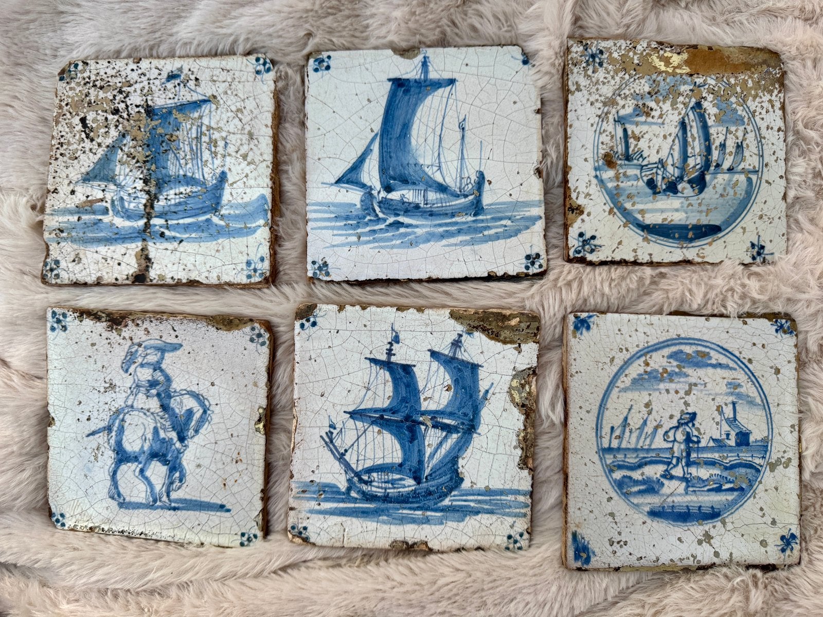 6 antieke Delfts blauwe tegels schepen ca. 1650-1680, Antiek en Kunst, Ophalen