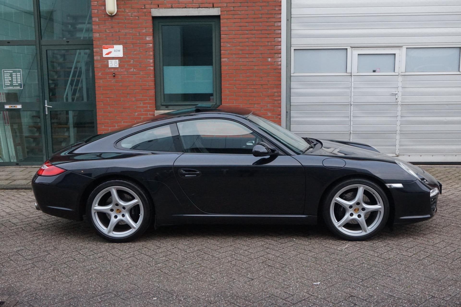 Porsche 911 3.6 Carrera 997.2 Facelift Origineel NL !, Auto's, Automaat, Achterwielaandrijving, Gebruikt, Zwart