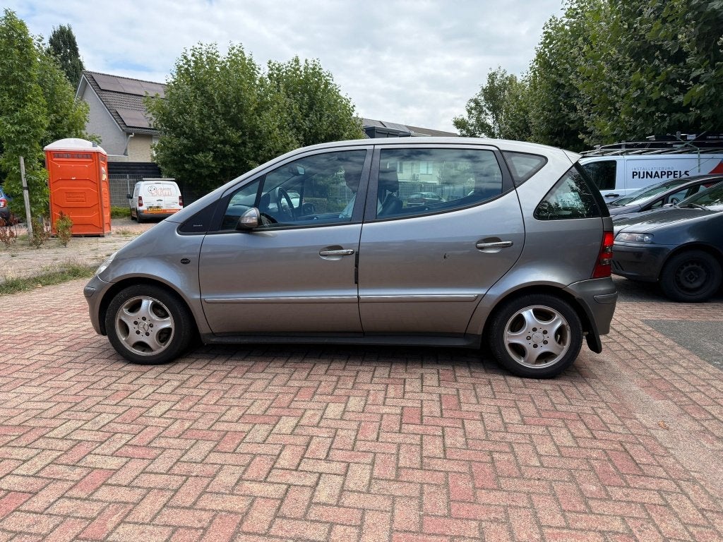 Mercedes-Benz A-Klasse 1.6 A160 Lang 2004 Grijs, Auto's, 40 €/maand, 400 kg, Handgeschakeld, Grijs