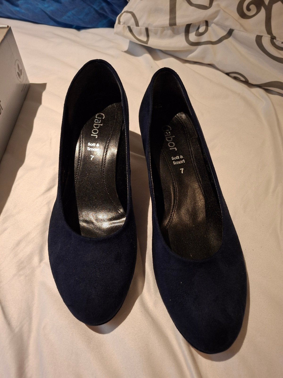 Gabor suède pumps - Maat 40 - Nieuwstaat, Kleding | Dames, Pumps, Blauw, Gabor, Ophalen of Verzenden
