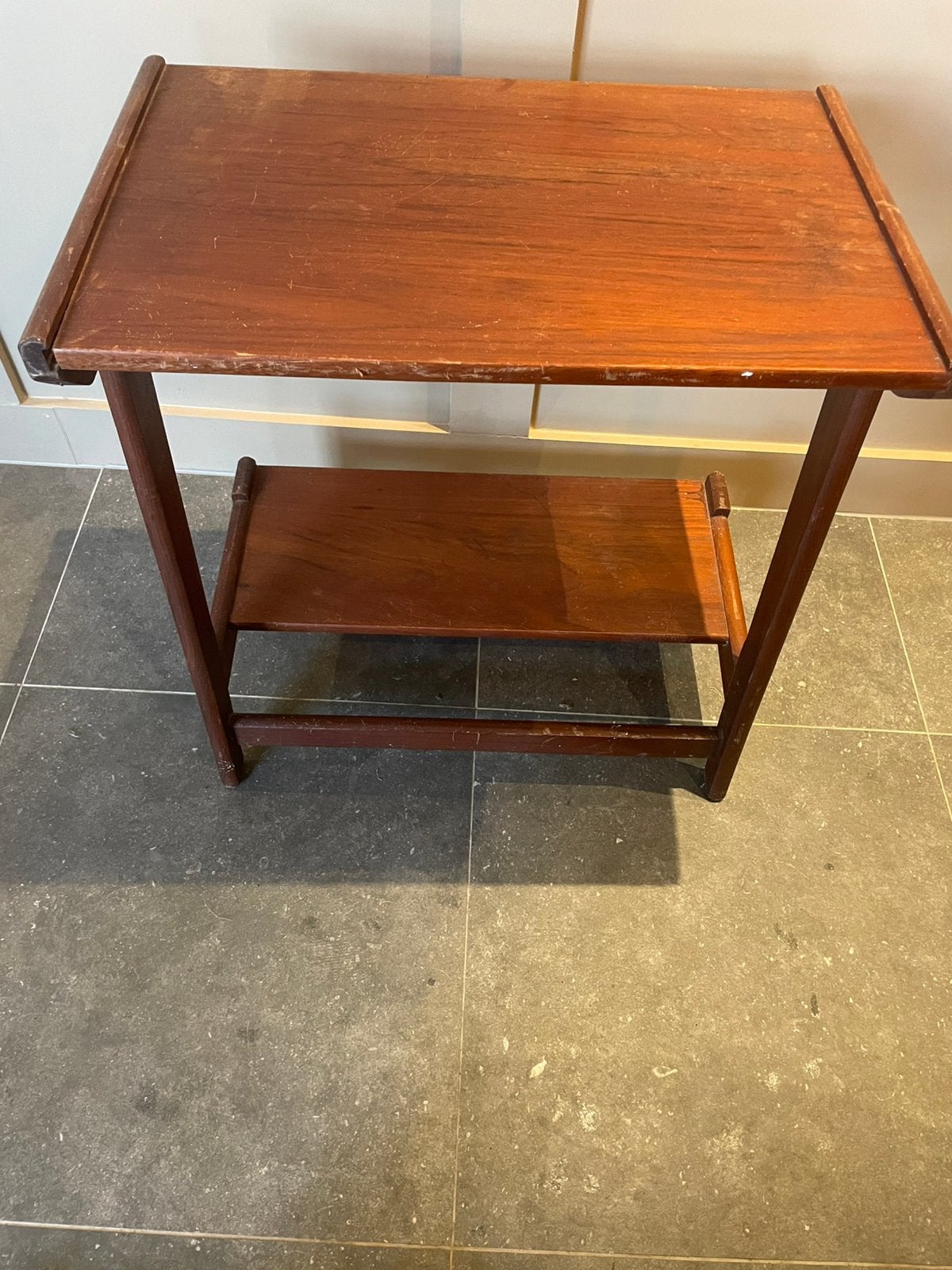 Vintage tv kastje/ bijzettafeltje jaren 60, Antiek en Kunst, Ophalen