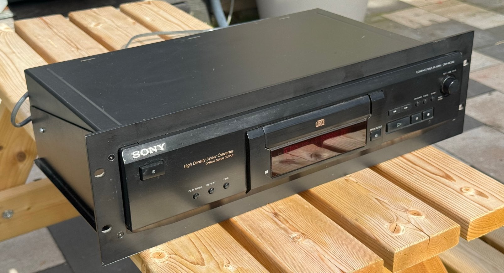 Sony CDP-XE330 CD-speler – originele 19" rackmount, Audio, Tv en Foto, Cd-spelers, Ophalen, Zo goed als nieuw, Sony