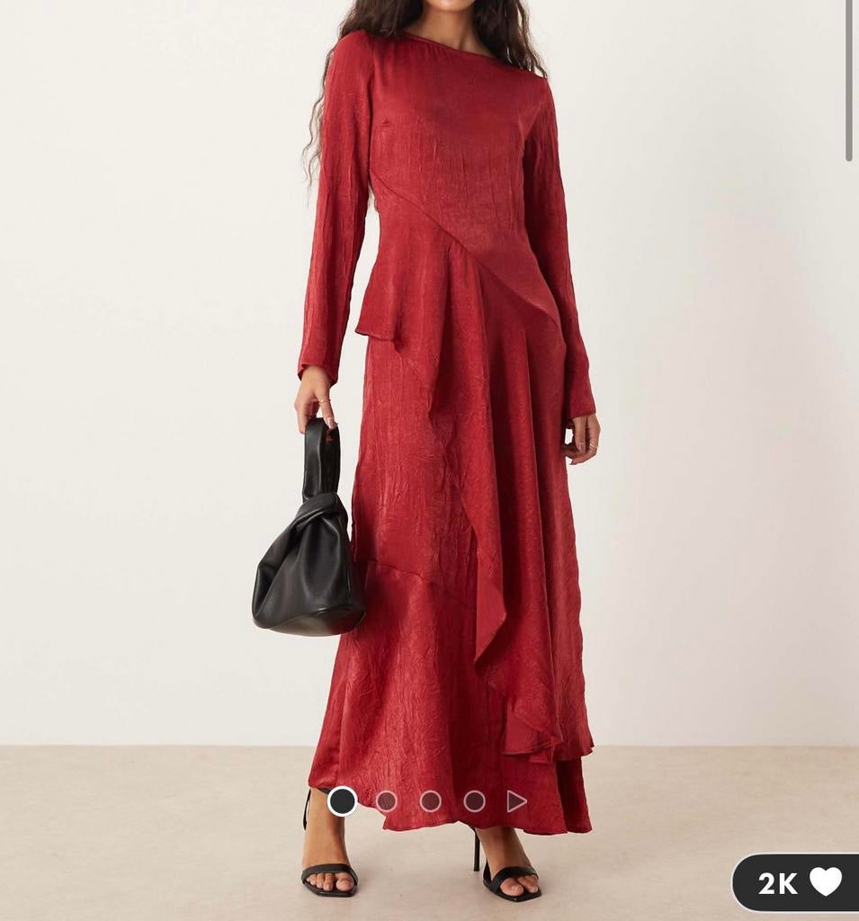 ASOS maxi jurk met lagen volants in donker kersenrood, Kleding | Dames, Galajurk, Maat 42/44 (L), Nieuw, Ophalen of Verzenden