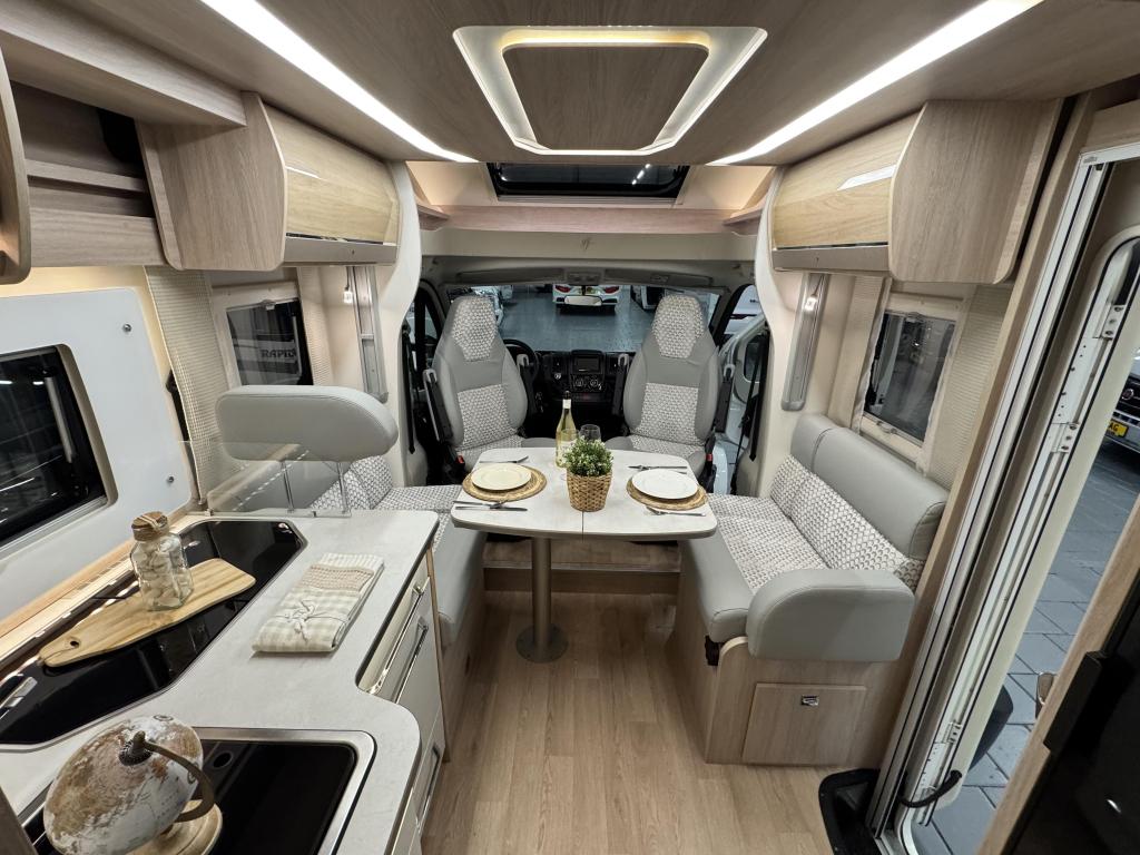 Rapido 656 F Queensbed Hefbed Scherpe Prijs 2020, Ringverwarming, Fiat, Bedrijf, Luifel