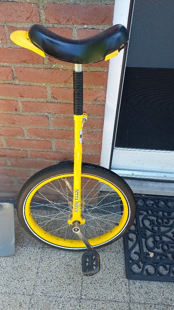 2 Eenwieler eenwielers, Fietsen en Brommers, Ophalen, Gebruikt