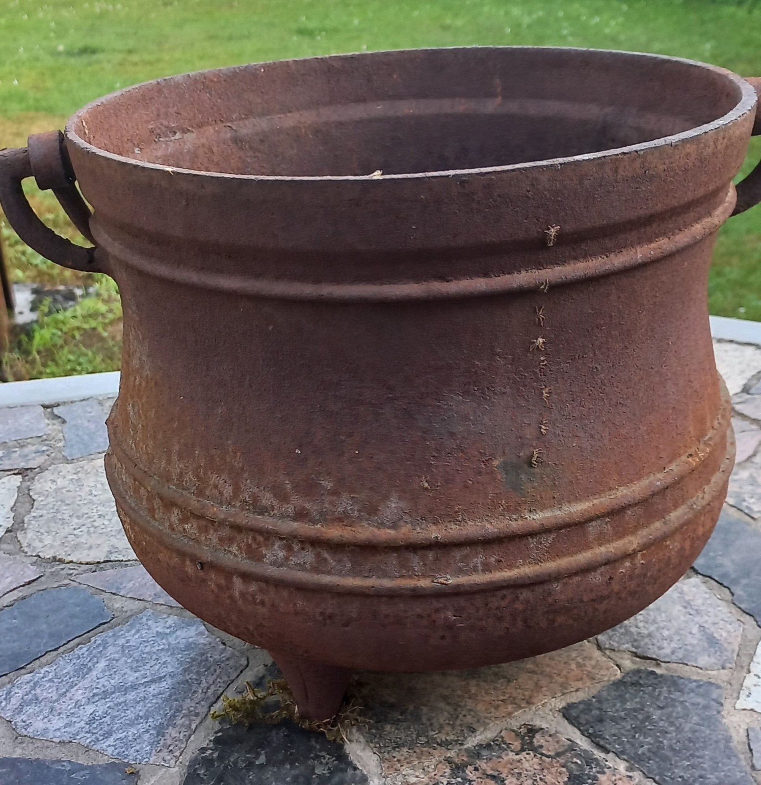 Antieke gietijzeren pot - Ideaal als bloempot, Ophalen of Verzenden