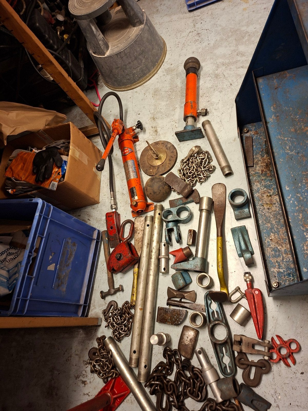 FAV 10 Tons Professionele Uitdeukset Compleet Italië, Auto diversen, Autogereedschap, Ophalen, Gebruikt
