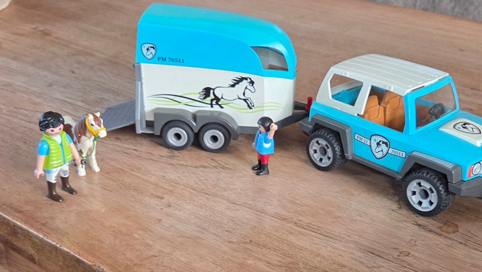 Playmobil 70511 Jeep en trailer, Ophalen of Verzenden, Zo goed als nieuw, Country