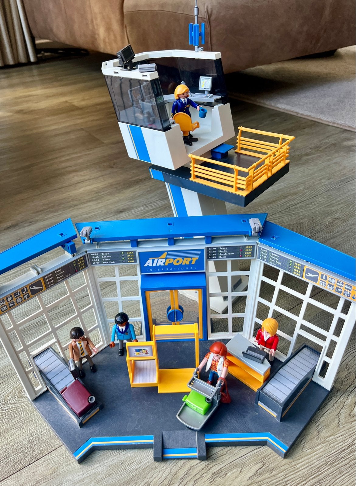Playmobil Airport International met verkeerstoren, Gebruikt, Gebouw, Complete set, Ophalen of Verzenden