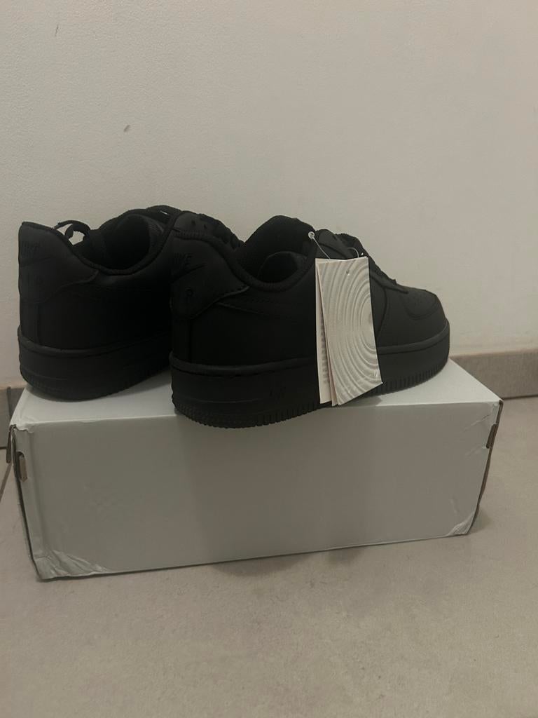 Airforce 1 Maar 39, Ophalen, Zwart, Sneakers of Gympen, Zo goed als nieuw