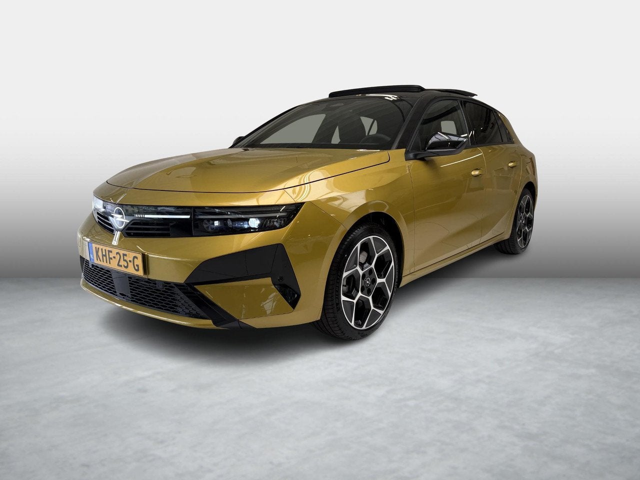 Opel Astra 1.6 Turbo Plug In Hybrid Ultimate Levering per se, Automaat, Gebruikt, 194 pk, 4 cilinders