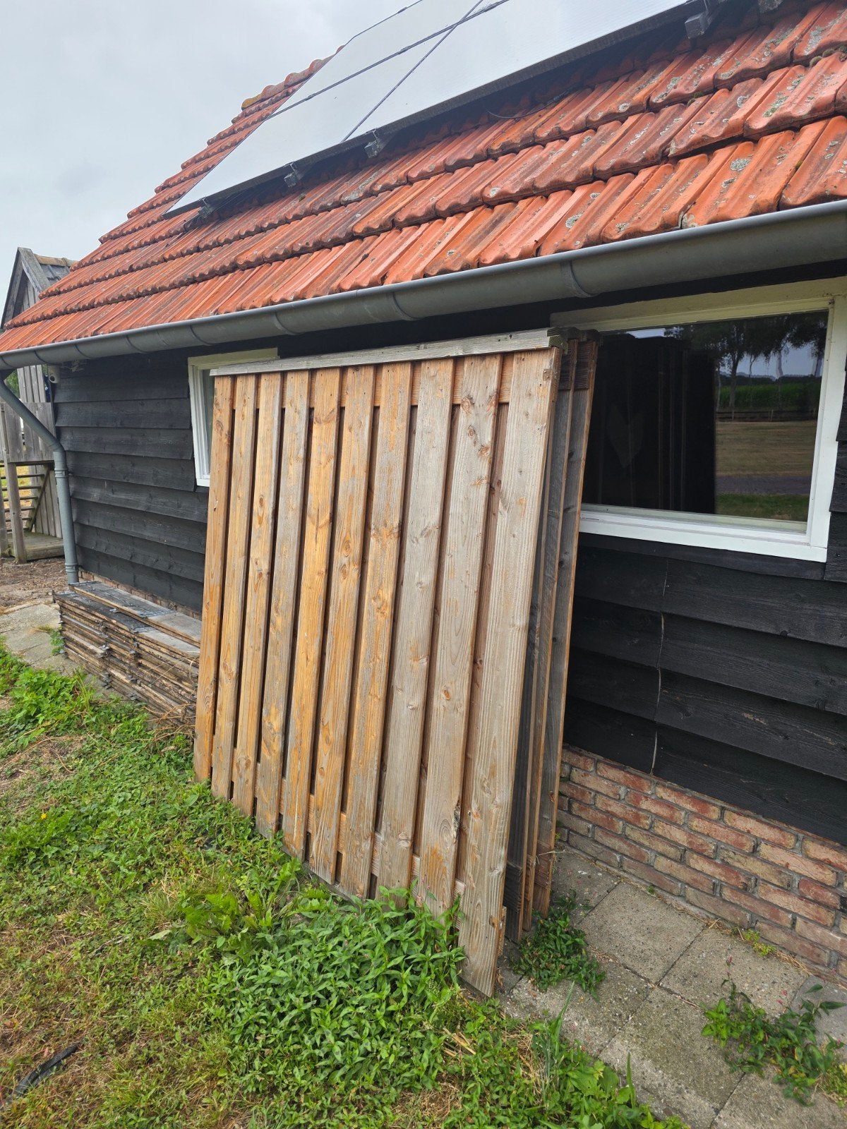 schutting 5x paneel met onderborden en 2x paal, Tuin en Terras, Ophalen, 1 tot 2 meter, Minder dan 3 meter, Nieuw