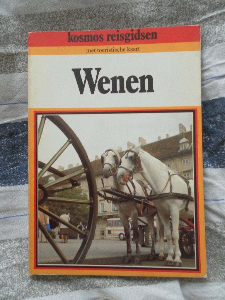 reisgids wenen uitgegeven door kosmos, Europa, Ophalen of Verzenden, Zo goed als nieuw, Reisgids of -boek