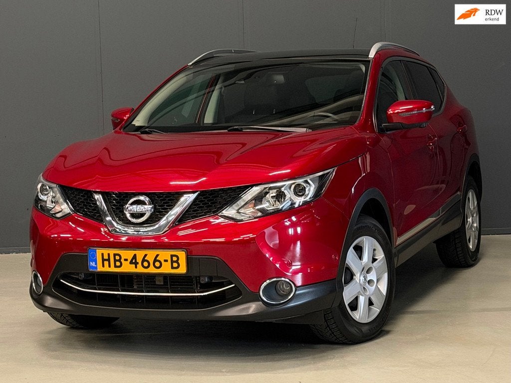Nissan Qashqai 1.2 Tekna 360/PANO/LEDER/NAVI/CAMERA | NETTE, Gebruikt, 4 cilinders, 116 pk, Bedrijf
