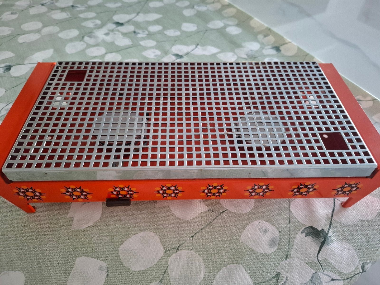 Vintage Rechaud / Warmhoudplaat - Oranje met decoratie, Ophalen of Verzenden, Metaal, Overige merken, Oranje