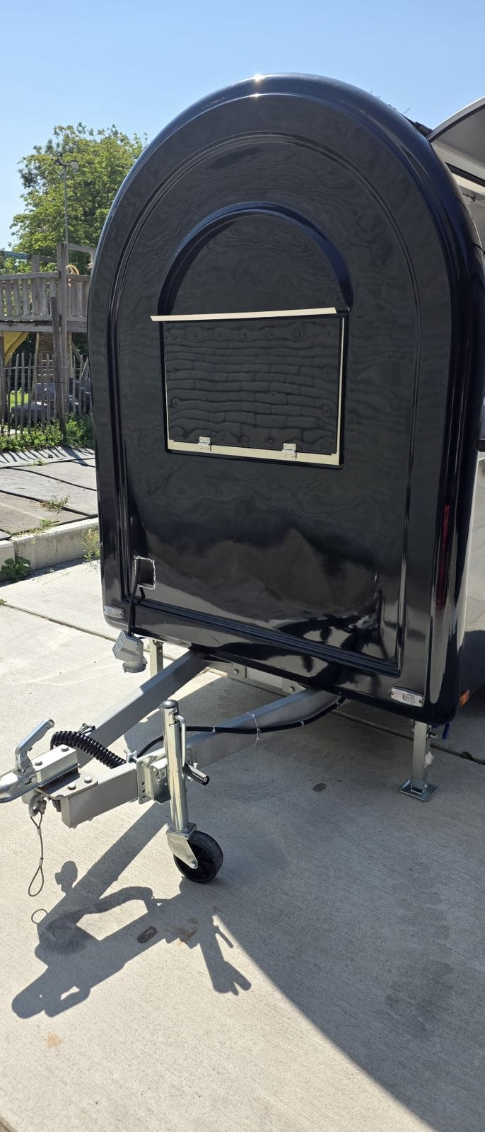 Foto 16 van Foodtruck / Verkoopwagen/ Snackwagen (instapklaar zgan)