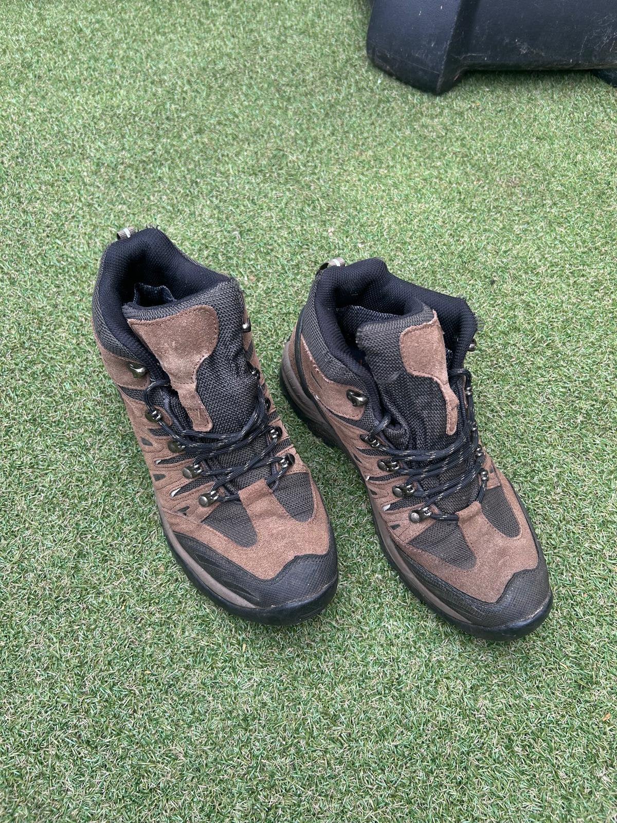 Heren wandelschoenen maat 44 zgan, Kleding | Heren, Schoenen, Ophalen, Zo goed als nieuw, Bruin, Wandelschoenen of Bergschoenen