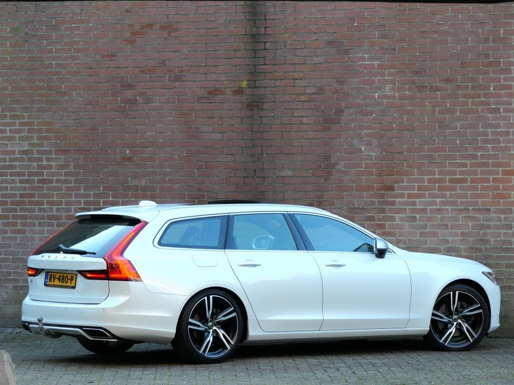 Volvo V90 2.0 T4 R-Design 12 MND garantie / Panoramadak / DA, Auto's, Automaat, 12 maanden, Euro 6, Adaptive Cruise Control