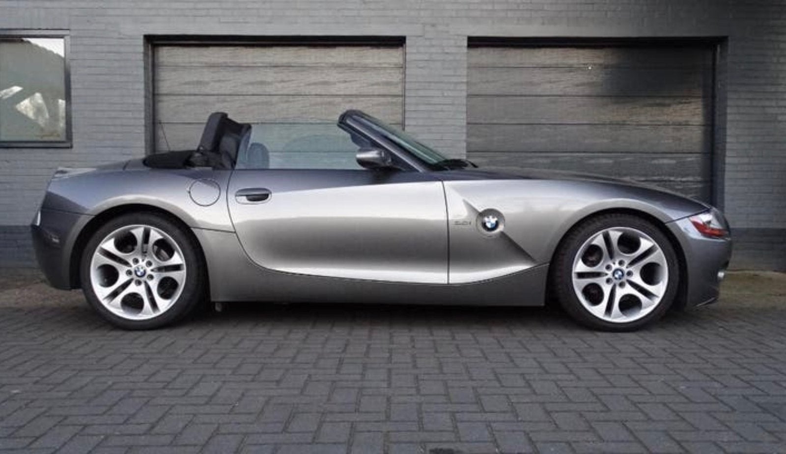 BMW 2006 Grijs, Automaat, Achterwielaandrijving, Zwart, Cabriolet