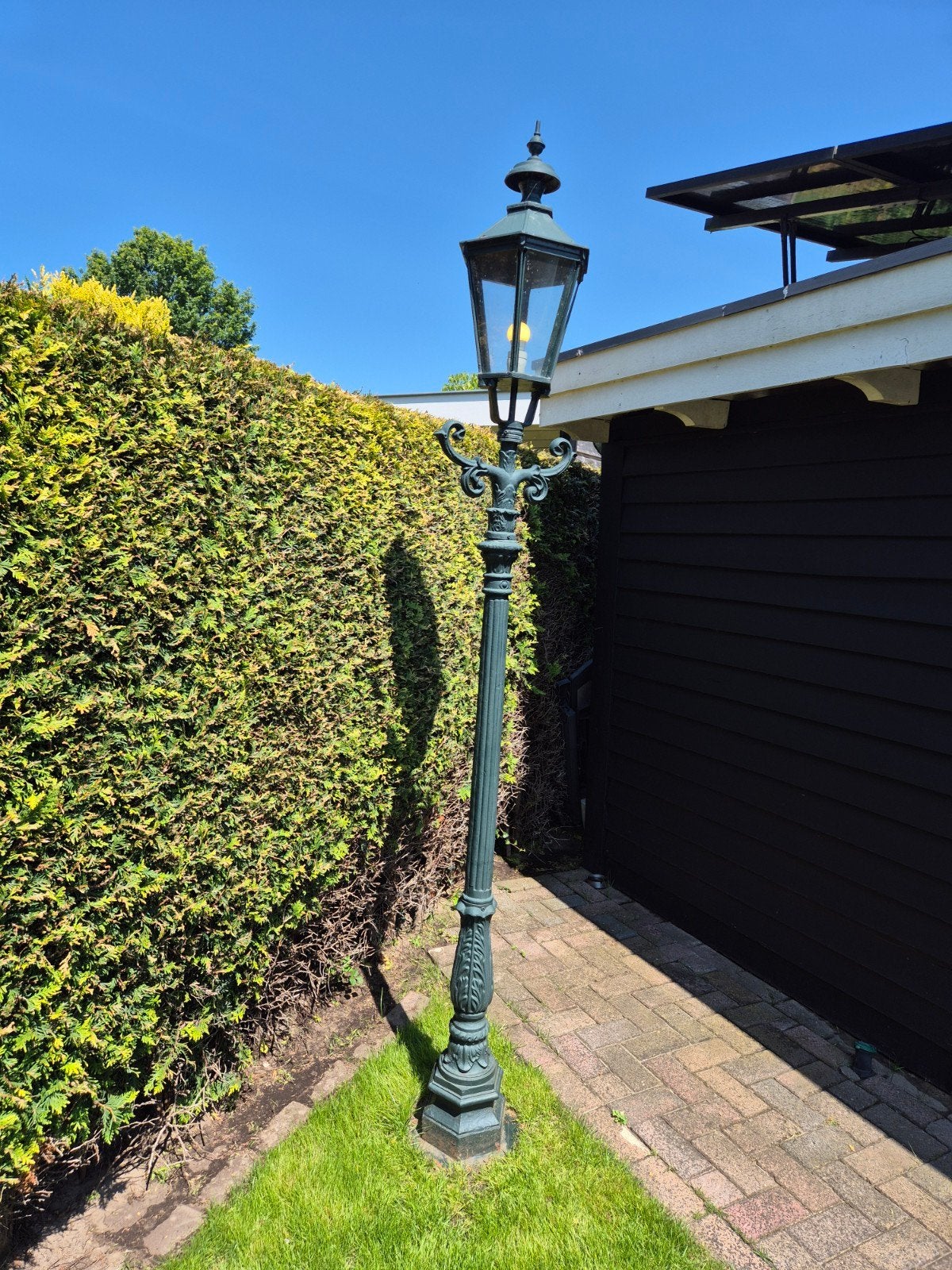 te koop gietijzeren lantaarns, Tuin en Terras, Buitenverlichting, Gebruikt, Staande lamp, Ophalen of Verzenden, Netvoeding