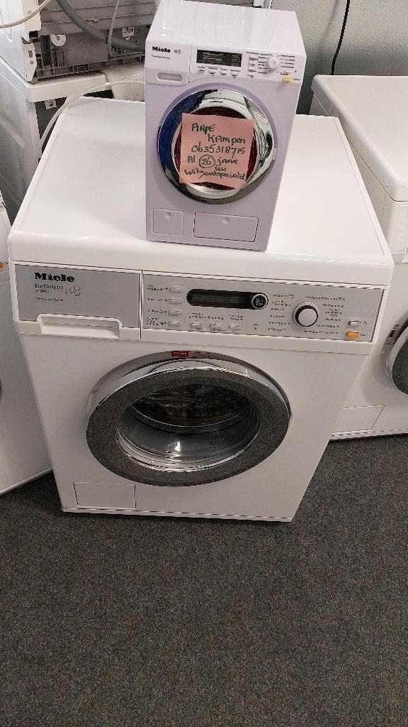 Foto 9 van miele wasmachine 1600 8 kg 425  ARPE nieuw type TWINDOS
