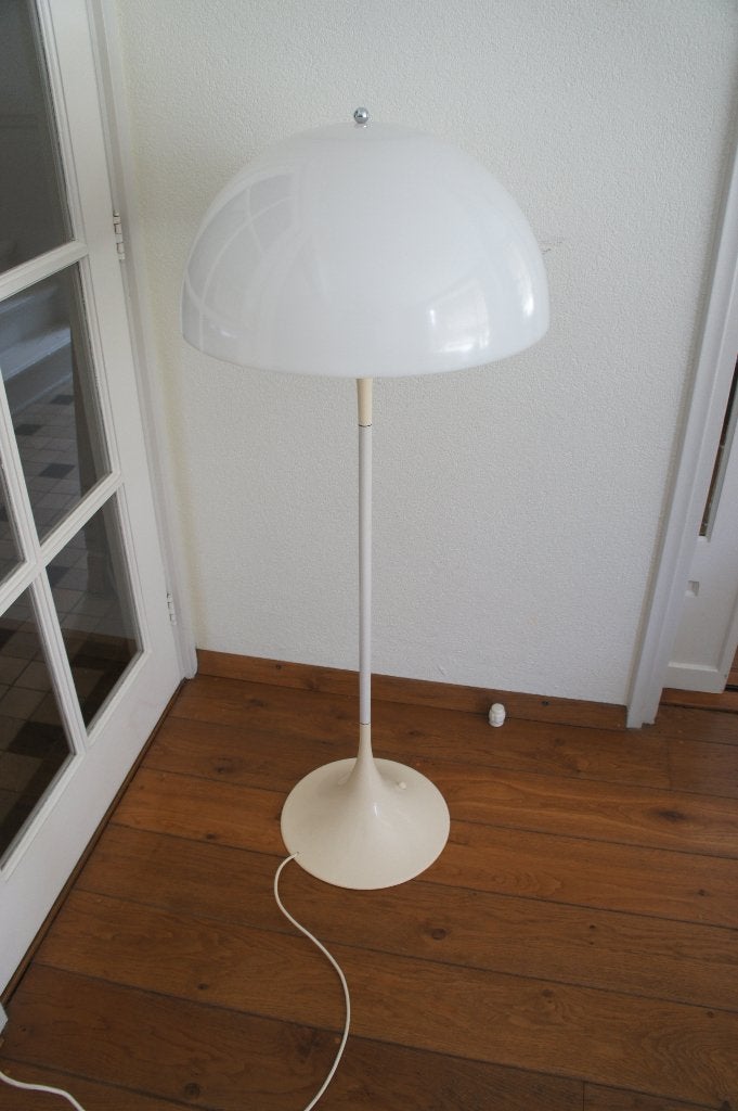 Louis Poulsen Panthella vintage design vloerlamp., Huis en Inrichting, Lampen | Vloerlampen, Ophalen, Kunststof, Gebruikt, Design