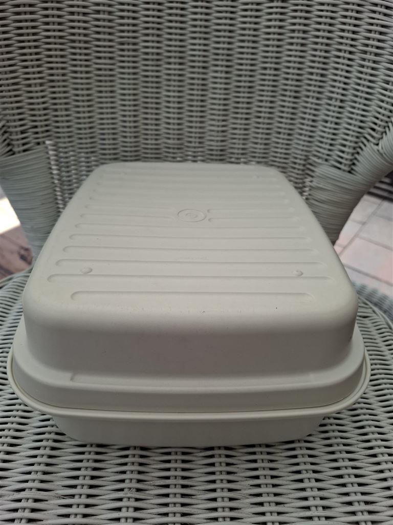 T013 Bakkersdoos, brooddoos, Tupperware, Ophalen of Verzenden, Gebruikt, Crème, Bak of Kom