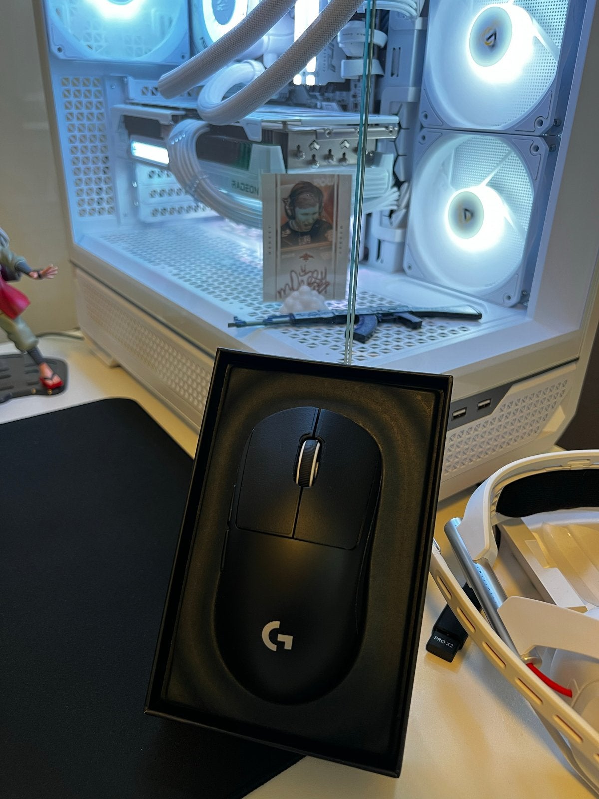 Logitech G Pro X Superlight 2 met glazen skates, Computers en Software, Ophalen, Muis, Gaming muis, Zo goed als nieuw
