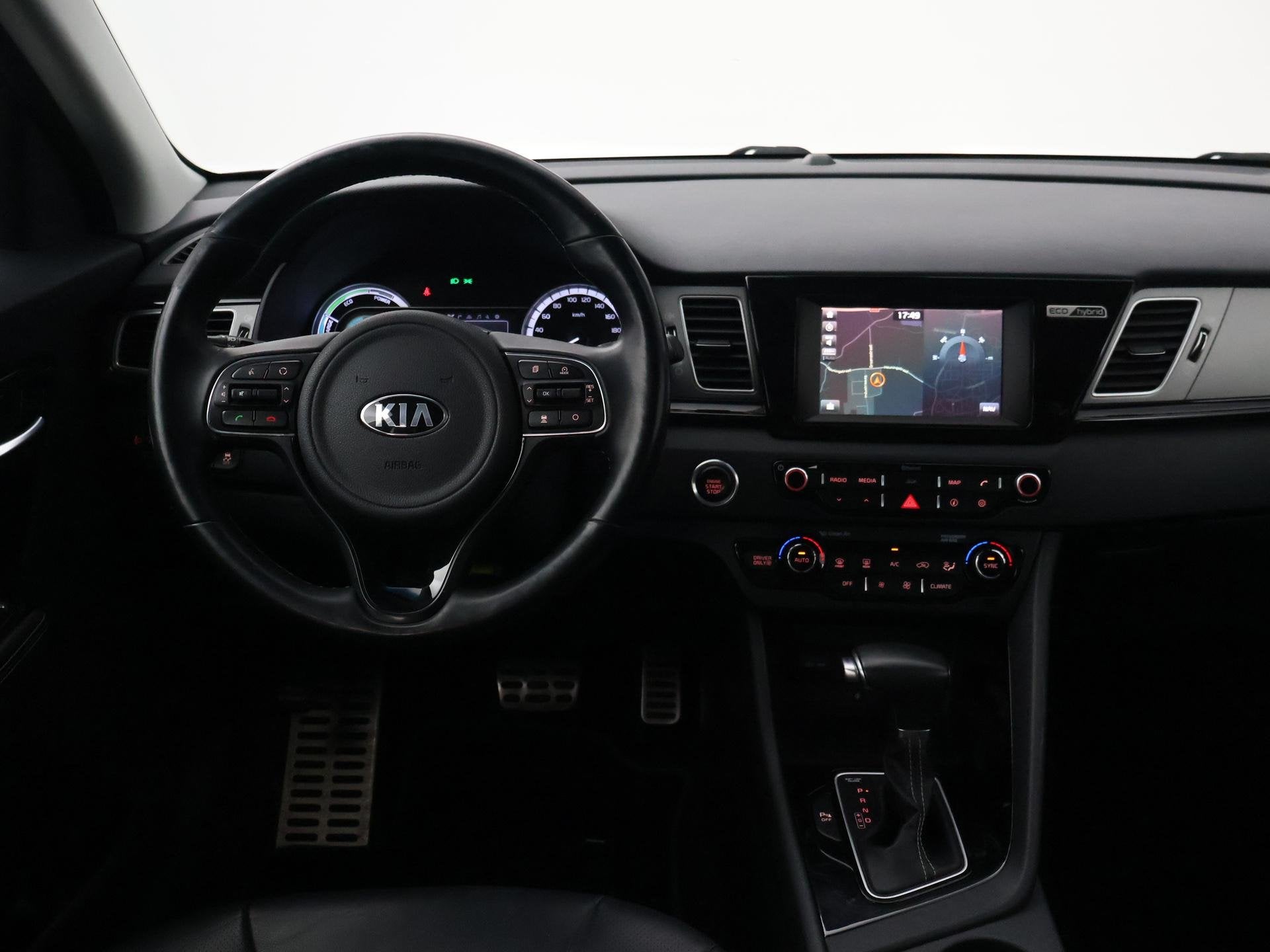 Foto 3 van Kia Niro 1.6 GDi HYBRID EXECUTIVELINE + STOELVENTILATIE | ST