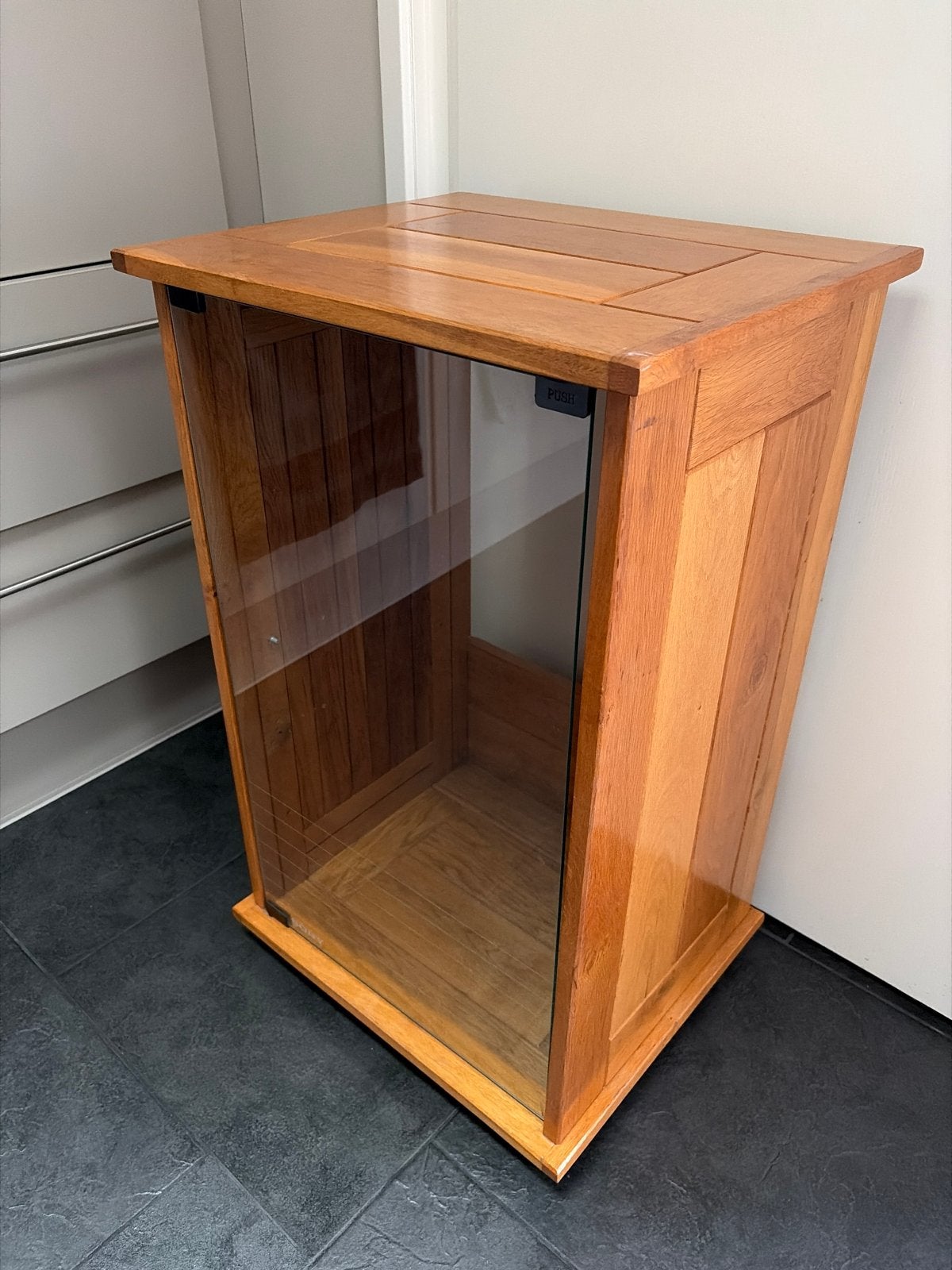Handgemaakt vintage stereomeubel met glasplaat - Sony, Huis en Inrichting, Ophalen, Minder dan 50 cm, Vintage, Zo goed als nieuw