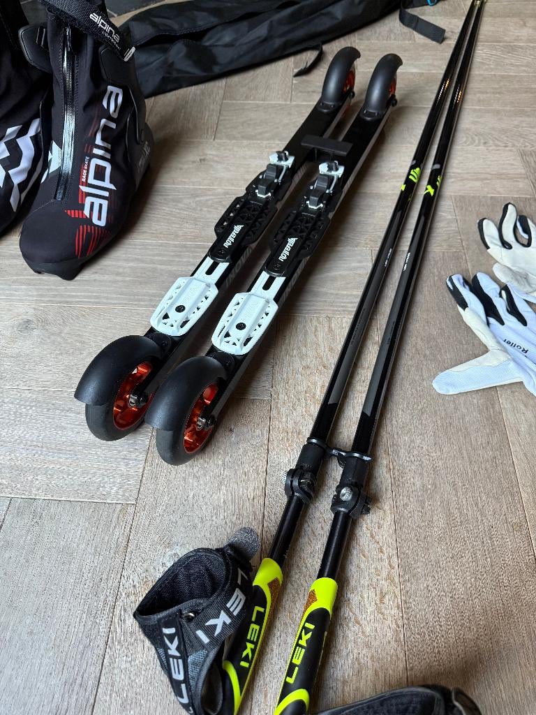 Rolski's complete set, incl. stokken en schoenen, Langlaufen, Zo goed als nieuw, Minder dan 100 cm, Ski's