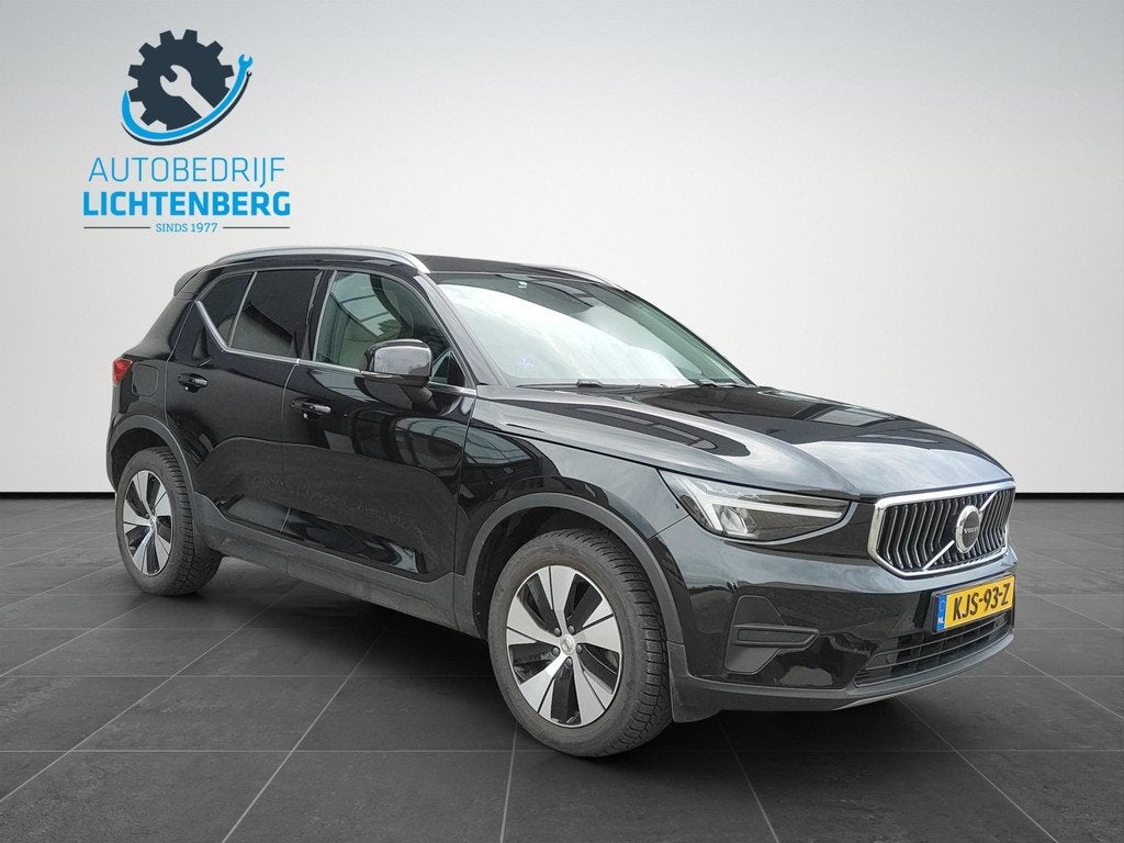 Volvo XC40 1.5 T5 Plus Dark Trekhaak / Mem stoelen / Harman, Euro 6, 1712 kg, Zwart, Hybride Elektrisch/Benzine