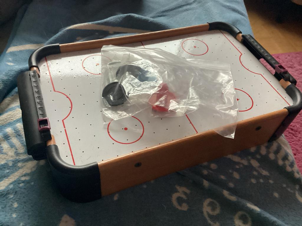 Mini Airhockey Tafel - Compact Plezier voor Thuis, Ophalen of Verzenden, Zo goed als nieuw