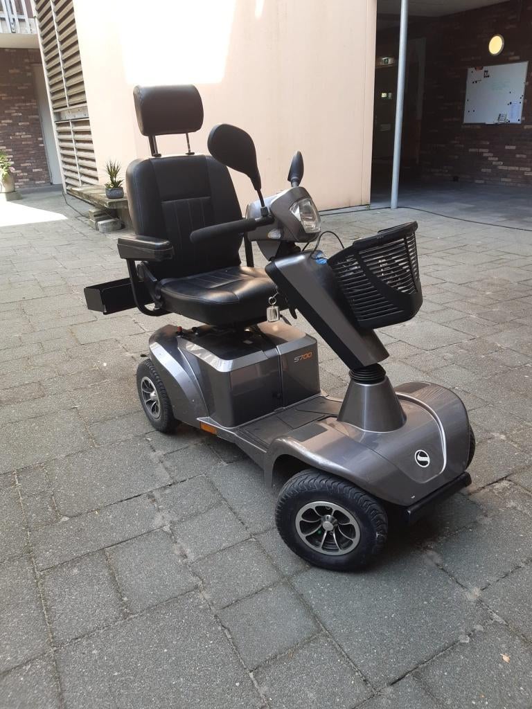 Scootmobiel Sterling S700 topper, met grote transportbak, Ophalen, Gebruikt, 36 t/m 45 km, Sterling