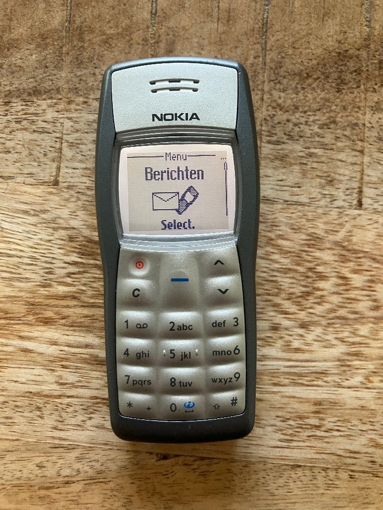 Nokia 1100i, Ophalen of Verzenden, Geen camera, Zwart