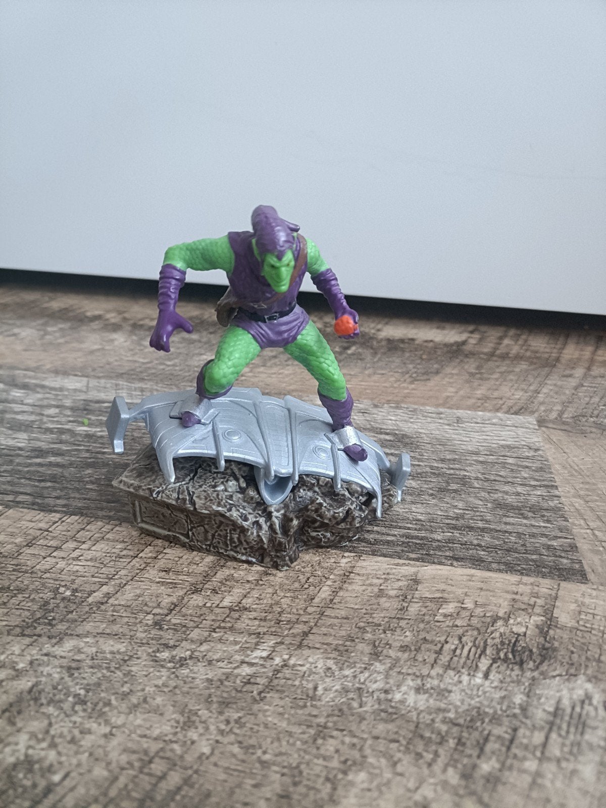 Green Goblin actiefiguur op zweefvliegtuig, Verzamelen, Poppetjes en Figuurtjes, Ophalen of Verzenden, Zo goed als nieuw