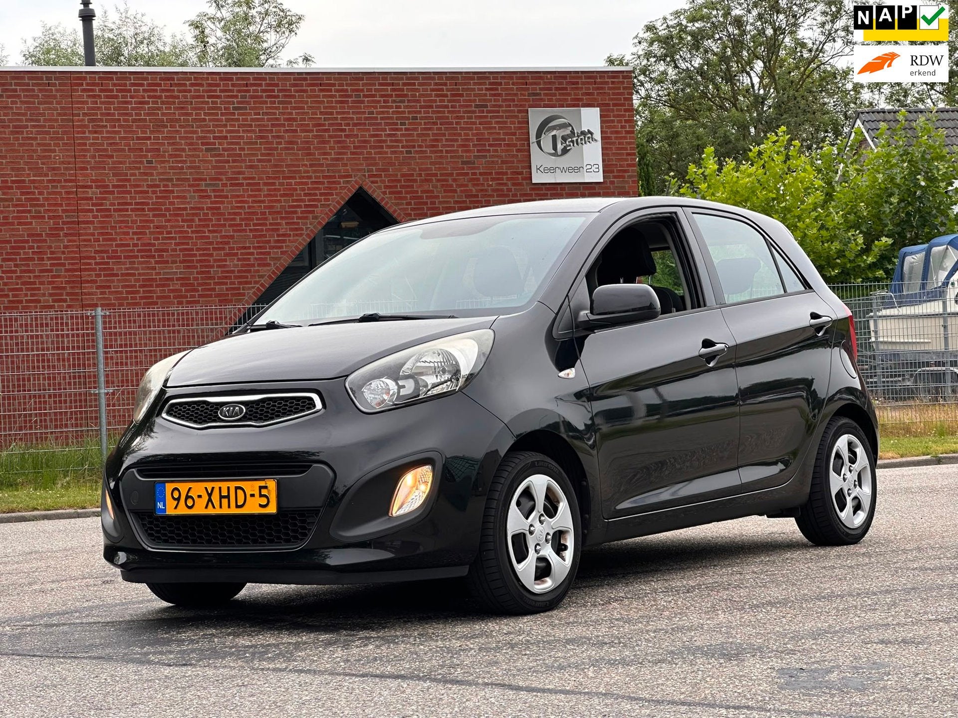 Kia Picanto 1.0 CVVT Comfort Pack 5DR*Airco*NAP*Elektrische, Voorwielaandrijving, Gebruikt, 400 kg, Zwart