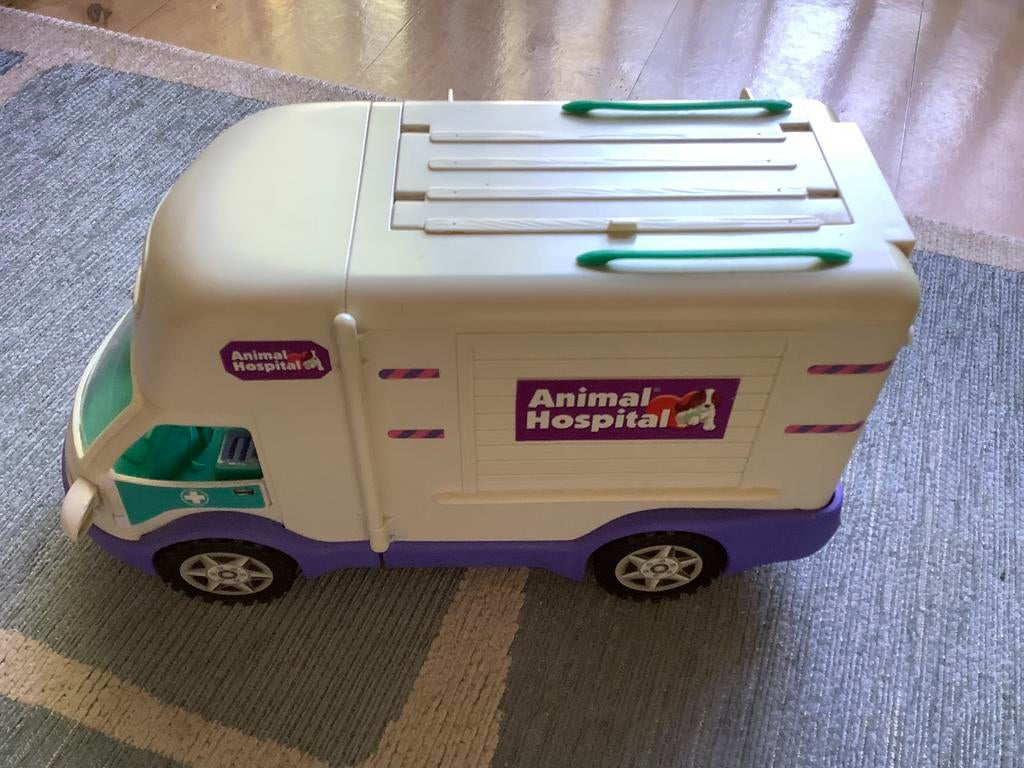 Animal Hospital Ambulance,met extra rescue dog en diertjes, Ophalen of Verzenden, Gebruikt